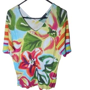 Pierri New York women's water colour floral  short-sleeved v-neck sweater size L